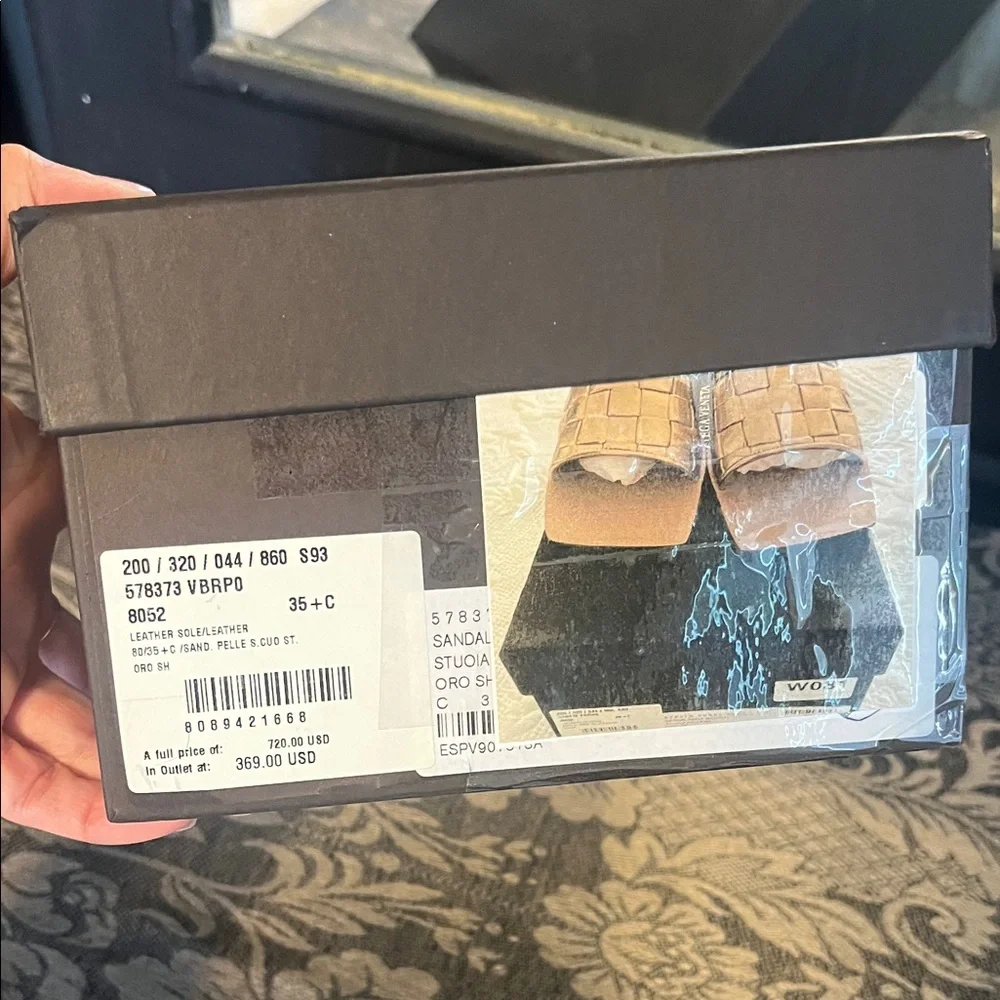 Bottega Veneta Metallic Gold Woven Mules - Picture 8 of 8